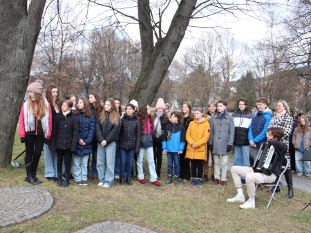 Vystoupení PS Gaudeamus na vzpomínkové akci ke Dni památky obětí holocaustu